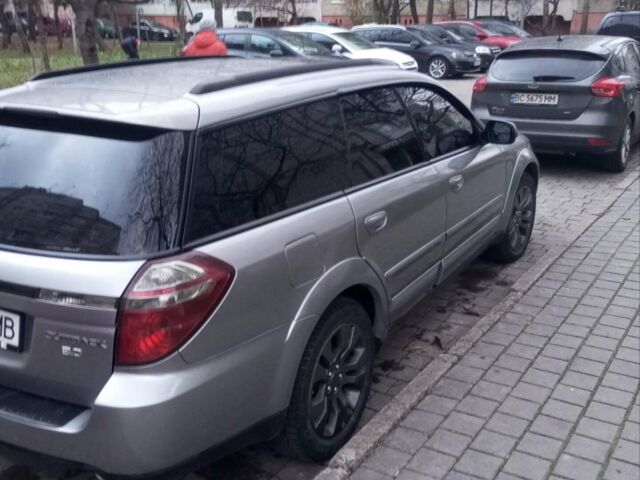 Серый Субару Аутбек, объемом двигателя 3 л и пробегом 358 тыс. км за 6500 $, фото 10 на Automoto.ua