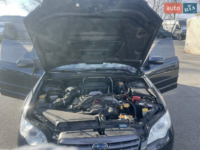 Серый Субару Аутбек, объемом двигателя 2.5 л и пробегом 188 тыс. км за 8300 $, фото 16 на Automoto.ua