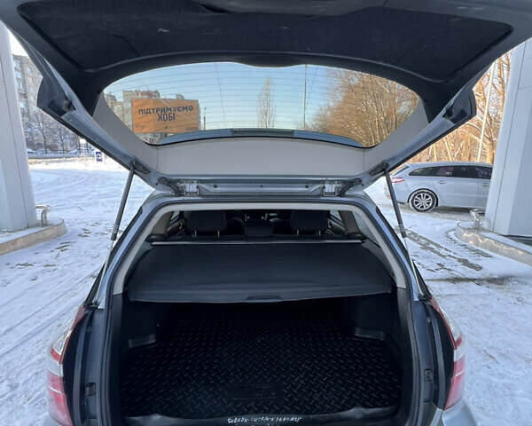 Серый Субару Аутбек, объемом двигателя 2.46 л и пробегом 362 тыс. км за 4350 $, фото 21 на Automoto.ua