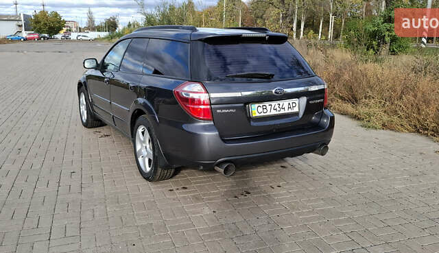 Сірий Субару Аутбек, об'ємом двигуна 3 л та пробігом 273 тис. км за 7400 $, фото 3 на Automoto.ua