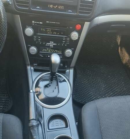 Серый Субару Аутбек, объемом двигателя 2.5 л и пробегом 299 тыс. км за 5650 $, фото 17 на Automoto.ua