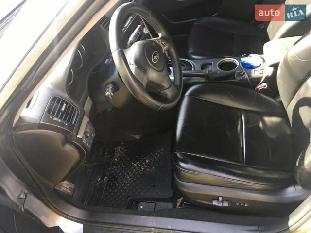 Серый Субару Аутбек, объемом двигателя 2.5 л и пробегом 280 тыс. км за 7500 $, фото 6 на Automoto.ua