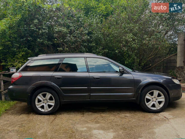 Сірий Субару Аутбек, об'ємом двигуна 2.46 л та пробігом 160 тис. км за 7100 $, фото 1 на Automoto.ua