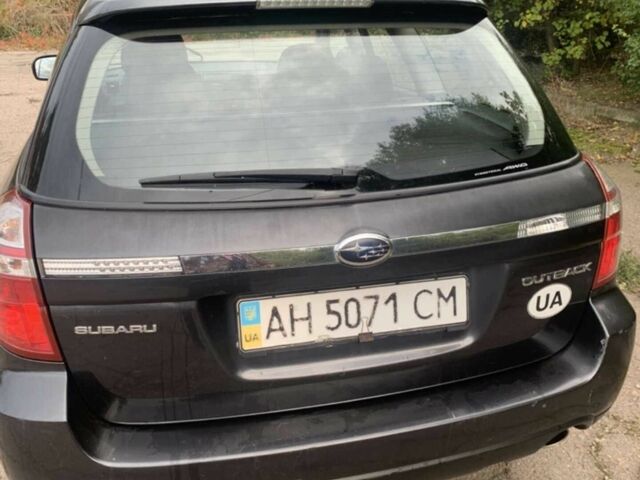 Серый Субару Аутбек, объемом двигателя 3 л и пробегом 245 тыс. км за 7500 $, фото 2 на Automoto.ua
