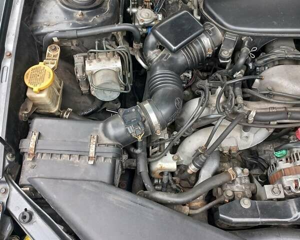 Сірий Субару Аутбек, об'ємом двигуна 2.46 л та пробігом 435 тис. км за 5500 $, фото 20 на Automoto.ua