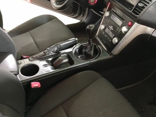 Серый Субару Аутбек, объемом двигателя 2.5 л и пробегом 180 тыс. км за 7442 $, фото 6 на Automoto.ua