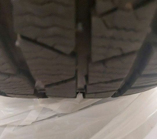Серый Субару Аутбек, объемом двигателя 2.51 л и пробегом 367 тыс. км за 5300 $, фото 22 на Automoto.ua