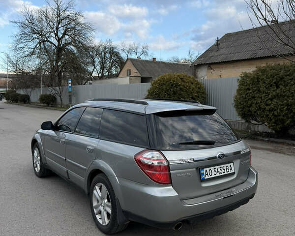 Сірий Субару Аутбек, об'ємом двигуна 2.5 л та пробігом 178 тис. км за 6200 $, фото 3 на Automoto.ua