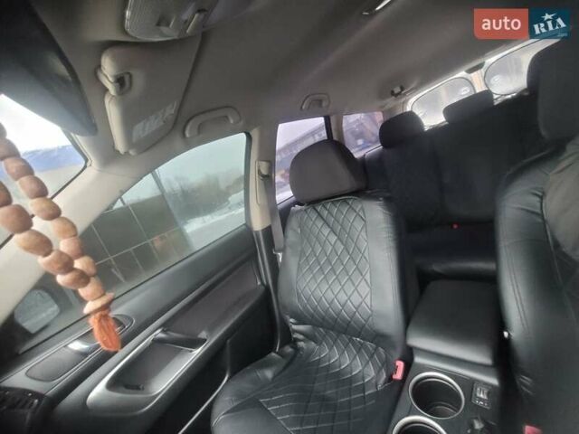 Серый Субару Аутбек, объемом двигателя 2.5 л и пробегом 282 тыс. км за 6300 $, фото 14 на Automoto.ua