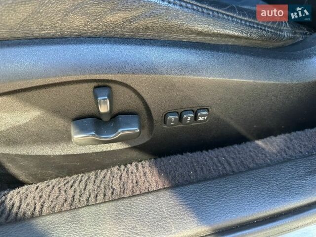 Серый Субару Аутбек, объемом двигателя 3 л и пробегом 283 тыс. км за 6400 $, фото 18 на Automoto.ua