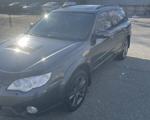 Серый Субару Аутбек, объемом двигателя 2.5 л и пробегом 188 тыс. км за 8300 $, фото 6 на Automoto.ua