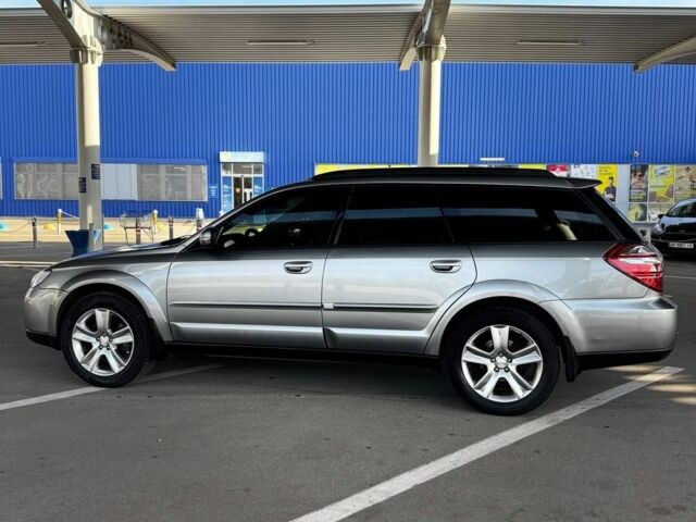 Сірий Субару Аутбек, об'ємом двигуна 0 л та пробігом 189 тис. км за 7300 $, фото 3 на Automoto.ua