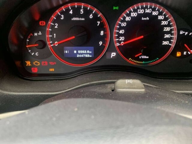 Серый Субару Аутбек, объемом двигателя 3 л и пробегом 245 тыс. км за 7500 $, фото 3 на Automoto.ua