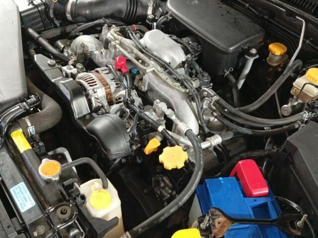 Серый Субару Аутбек, объемом двигателя 2.5 л и пробегом 180 тыс. км за 7442 $, фото 8 на Automoto.ua