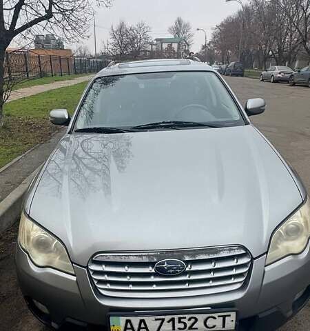 Серый Субару Аутбек, объемом двигателя 2.46 л и пробегом 291 тыс. км за 7500 $, фото 4 на Automoto.ua
