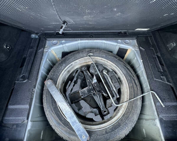 Серый Субару Аутбек, объемом двигателя 2.46 л и пробегом 362 тыс. км за 4350 $, фото 26 на Automoto.ua