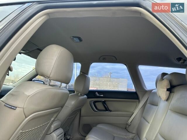 Сірий Субару Аутбек, об'ємом двигуна 2.5 л та пробігом 248 тис. км за 3300 $, фото 29 на Automoto.ua