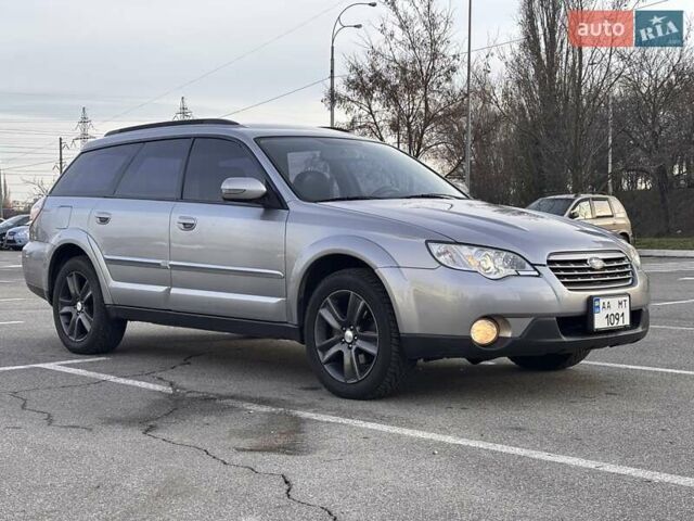 Сірий Субару Аутбек, об'ємом двигуна 2.46 л та пробігом 298 тис. км за 7800 $, фото 4 на Automoto.ua