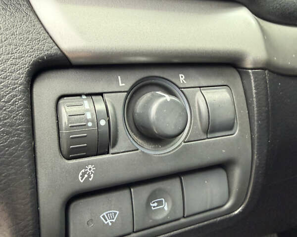 Сірий Субару Аутбек, об'ємом двигуна 2.5 л та пробігом 178 тис. км за 6200 $, фото 10 на Automoto.ua