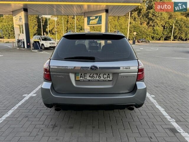 Сірий Субару Аутбек, об'ємом двигуна 2.5 л та пробігом 175 тис. км за 6900 $, фото 6 на Automoto.ua