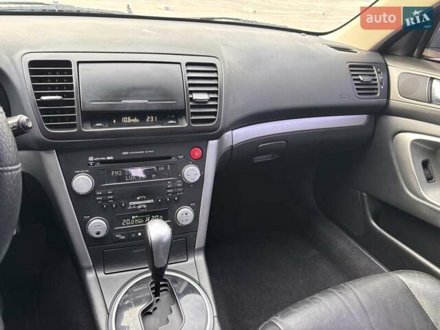 Серый Субару Аутбек, объемом двигателя 2.46 л и пробегом 298 тыс. км за 8200 $, фото 20 на Automoto.ua