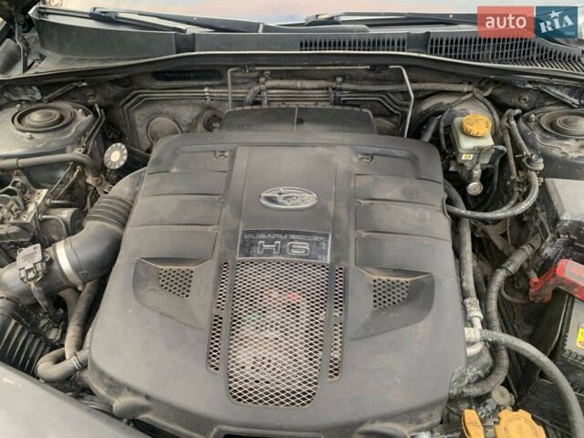 Серый Субару Аутбек, объемом двигателя 3 л и пробегом 245 тыс. км за 7500 $, фото 11 на Automoto.ua