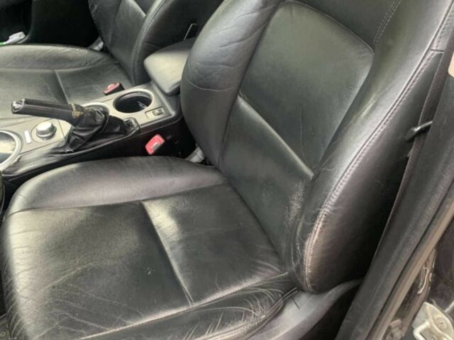 Серый Субару Аутбек, объемом двигателя 3 л и пробегом 245 тыс. км за 7500 $, фото 6 на Automoto.ua