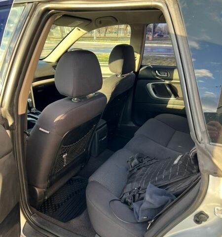 Серый Субару Аутбек, объемом двигателя 2.46 л и пробегом 216 тыс. км за 6999 $, фото 11 на Automoto.ua