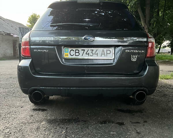 Серый Субару Аутбек, объемом двигателя 3 л и пробегом 265 тыс. км за 6400 $, фото 3 на Automoto.ua