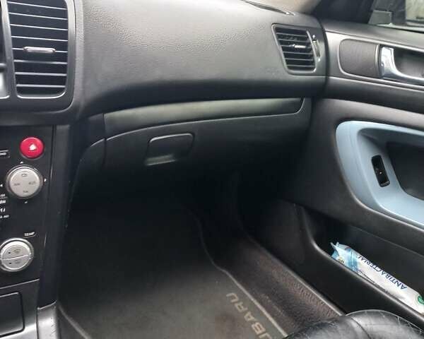 Сірий Субару Аутбек, об'ємом двигуна 2.46 л та пробігом 435 тис. км за 5500 $, фото 14 на Automoto.ua