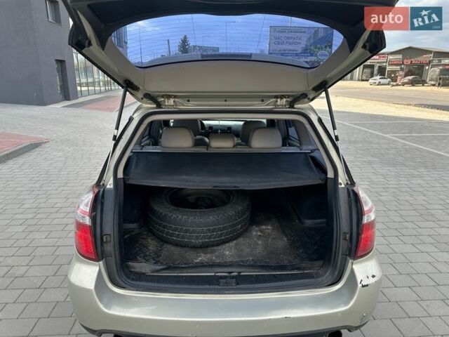 Сірий Субару Аутбек, об'ємом двигуна 2.5 л та пробігом 248 тис. км за 3300 $, фото 27 на Automoto.ua