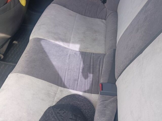 Серый Субару Аутбек, объемом двигателя 2.5 л и пробегом 300 тыс. км за 5700 $, фото 13 на Automoto.ua