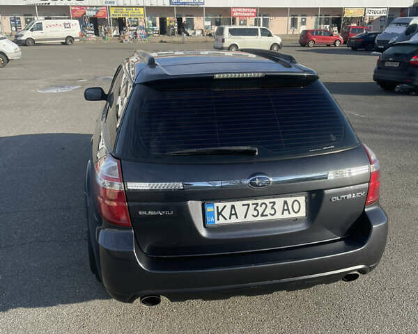 Серый Субару Аутбек, объемом двигателя 2.5 л и пробегом 188 тыс. км за 8300 $, фото 1 на Automoto.ua