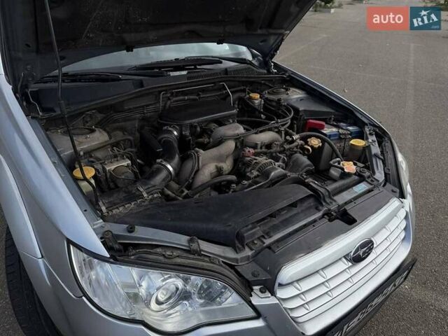 Сірий Субару Аутбек, об'ємом двигуна 2.5 л та пробігом 390 тис. км за 7300 $, фото 10 на Automoto.ua