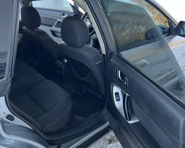 Серый Субару Аутбек, объемом двигателя 2.46 л и пробегом 362 тыс. км за 4350 $, фото 12 на Automoto.ua