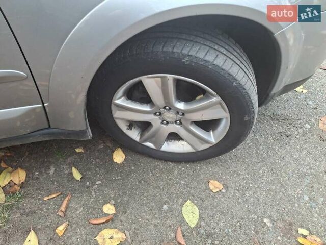 Серый Субару Аутбек, объемом двигателя 2 л и пробегом 216 тыс. км за 7000 $, фото 8 на Automoto.ua