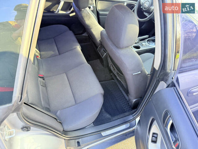 Сірий Субару Аутбек, об'ємом двигуна 3 л та пробігом 235 тис. км за 6850 $, фото 26 на Automoto.ua