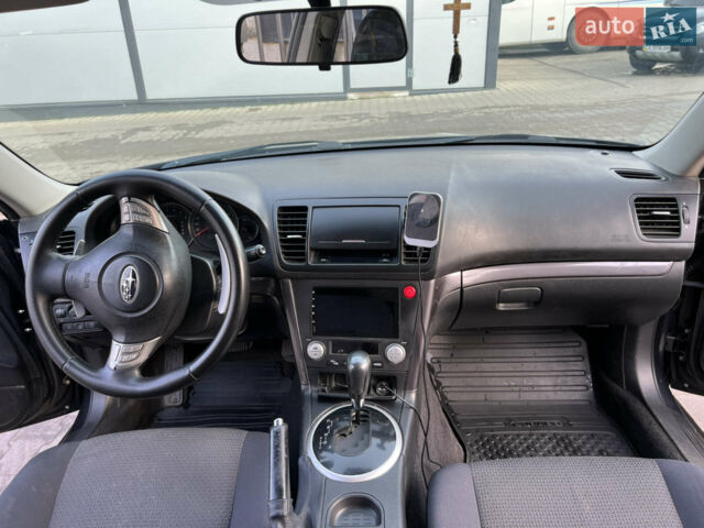 Сірий Субару Аутбек, об'ємом двигуна 2.5 л та пробігом 350 тис. км за 7100 $, фото 12 на Automoto.ua