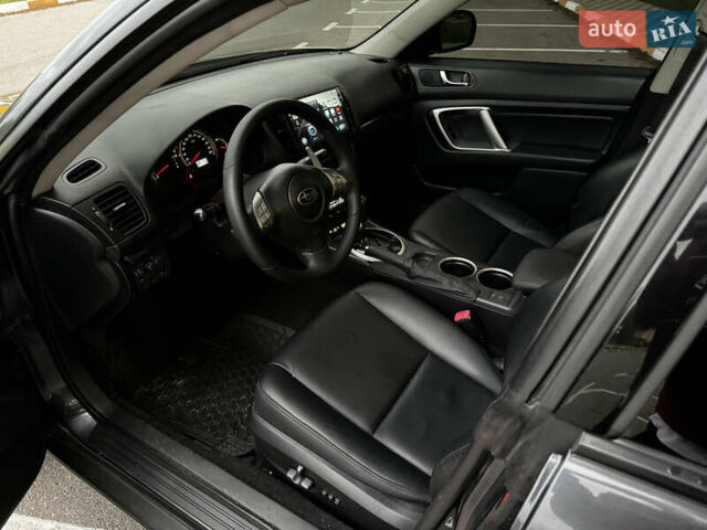 Серый Субару Аутбек, объемом двигателя 2.46 л и пробегом 289 тыс. км за 10997 $, фото 9 на Automoto.ua