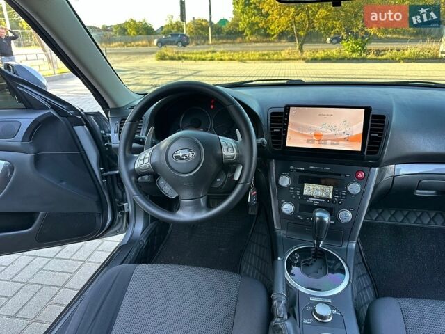 Серый Субару Аутбек, объемом двигателя 3 л и пробегом 172 тыс. км за 7800 $, фото 32 на Automoto.ua