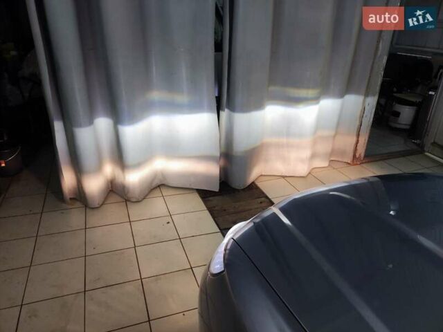 Серый Субару Аутбек, объемом двигателя 3 л и пробегом 161 тыс. км за 8900 $, фото 3 на Automoto.ua