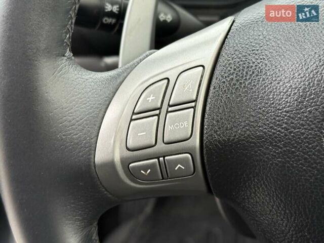 Серый Субару Аутбек, объемом двигателя 2.5 л и пробегом 121 тыс. км за 8700 $, фото 25 на Automoto.ua