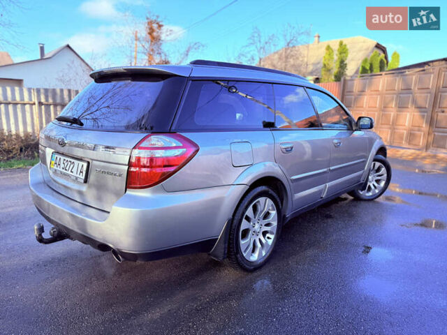 Сірий Субару Аутбек, об'ємом двигуна 3 л та пробігом 235 тис. км за 6850 $, фото 3 на Automoto.ua