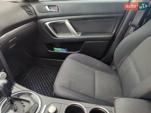 Сірий Субару Аутбек, об'ємом двигуна 3 л та пробігом 266 тис. км за 7500 $, фото 28 на Automoto.ua