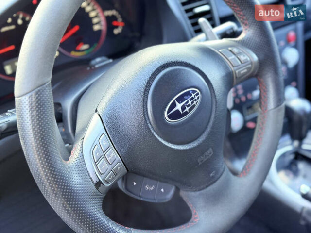 Сірий Субару Аутбек, об'ємом двигуна 3 л та пробігом 235 тис. км за 6850 $, фото 38 на Automoto.ua