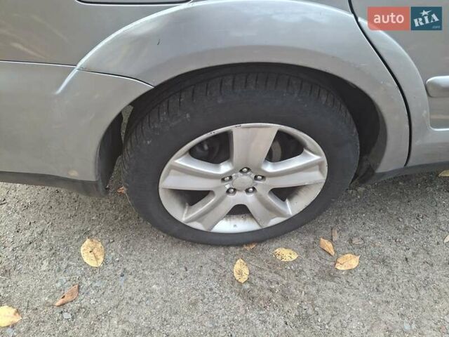 Серый Субару Аутбек, объемом двигателя 2 л и пробегом 216 тыс. км за 7000 $, фото 11 на Automoto.ua