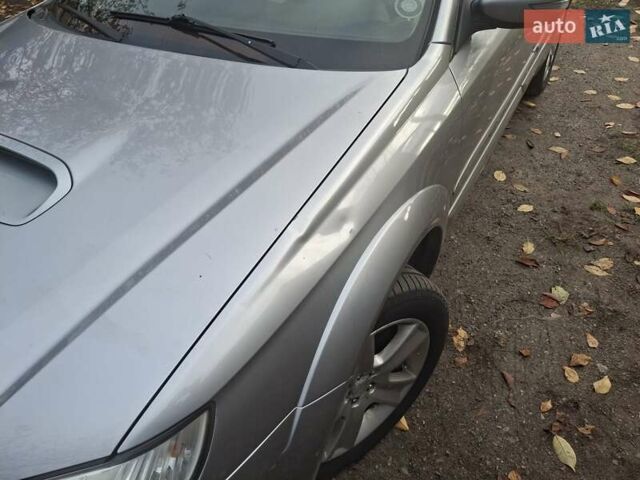 Серый Субару Аутбек, объемом двигателя 2 л и пробегом 216 тыс. км за 7000 $, фото 27 на Automoto.ua