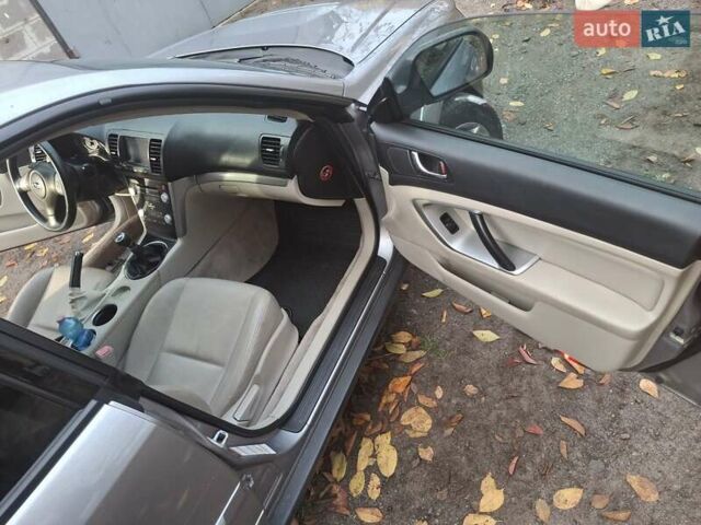 Серый Субару Аутбек, объемом двигателя 2 л и пробегом 216 тыс. км за 7000 $, фото 21 на Automoto.ua