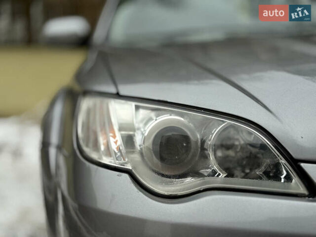 Сірий Субару Аутбек, об'ємом двигуна 2.46 л та пробігом 203 тис. км за 4900 $, фото 7 на Automoto.ua