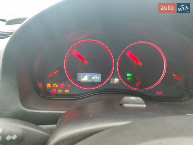 Сірий Субару Аутбек, об'ємом двигуна 3 л та пробігом 266 тис. км за 7500 $, фото 36 на Automoto.ua